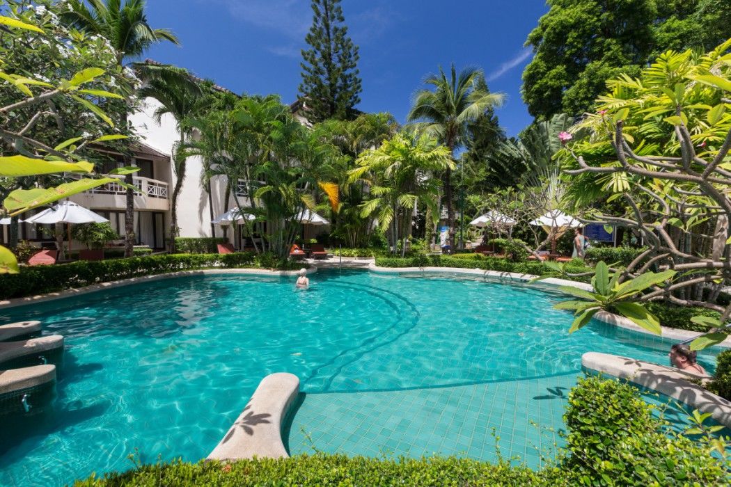 Thara Patong Beach Resort & Spa Exterior photo