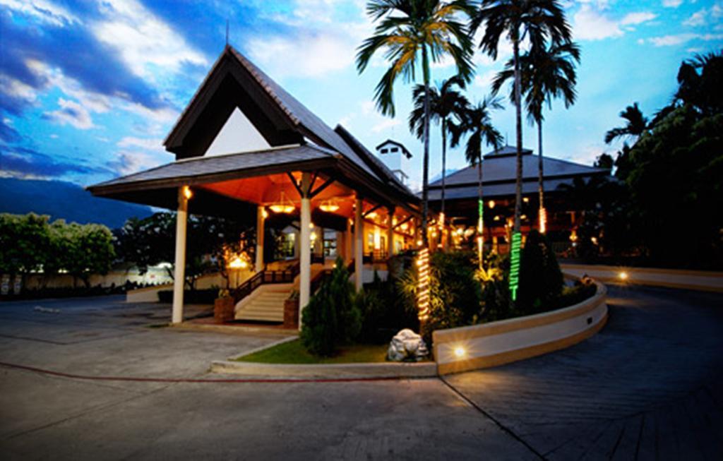 Thara Patong Beach Resort & Spa Exterior photo